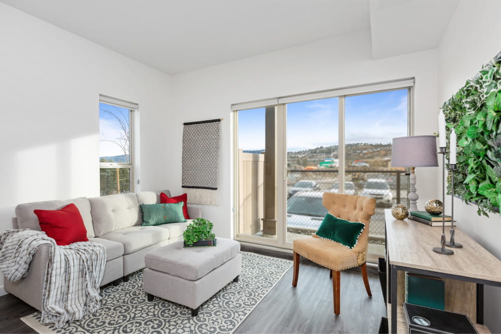 A clutter free apartment in Kamloops